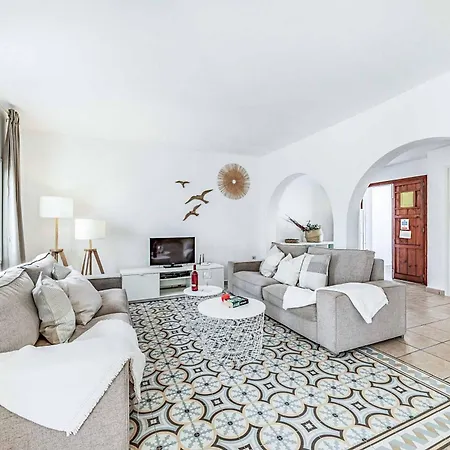 Monsy 2 Villa